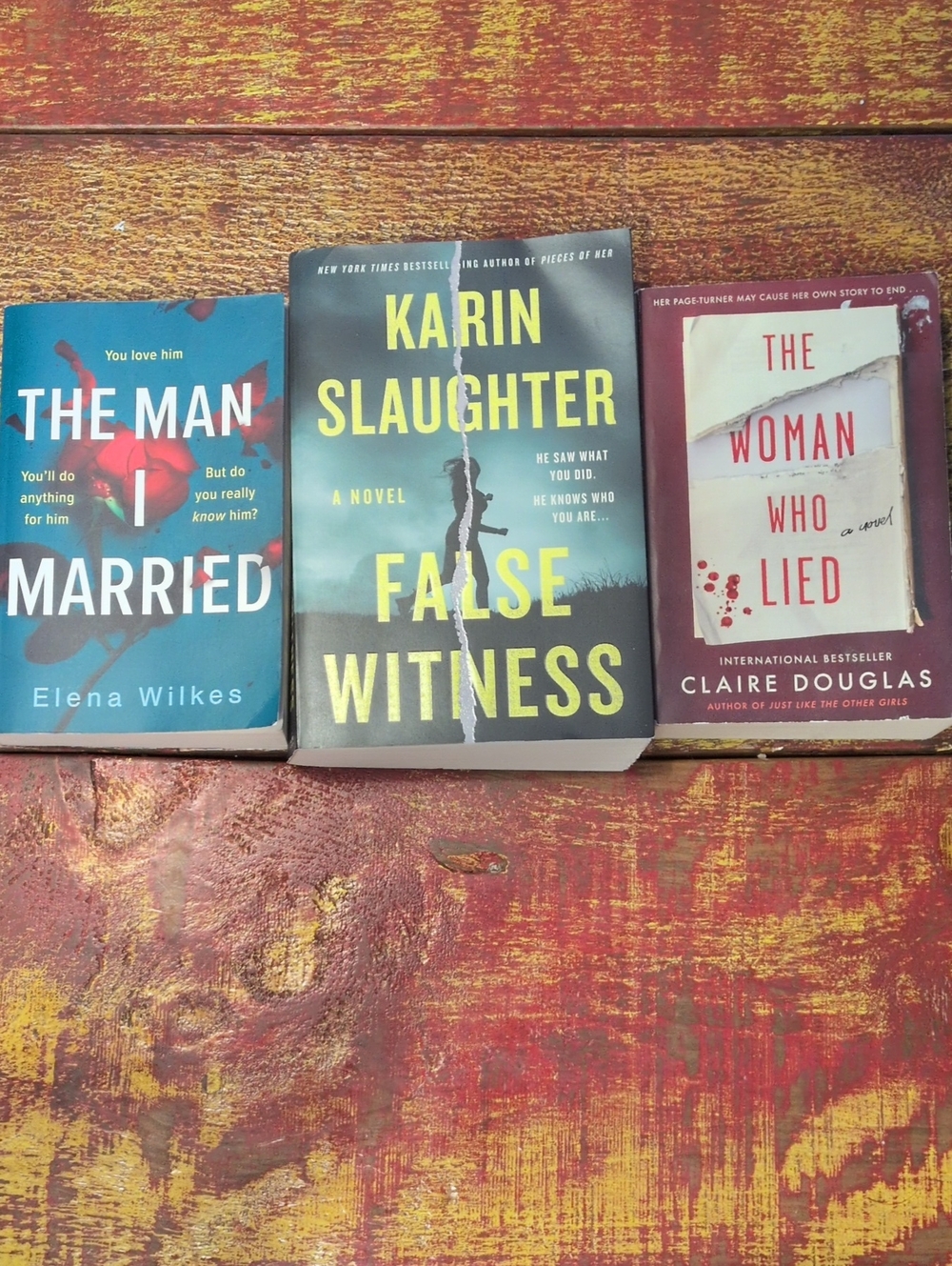 Karin Slaughter - False Witness / Claire Douglas - The Woman Who Lied